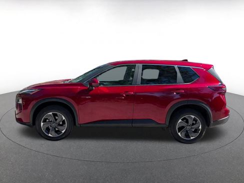 Used 2025 Nissan Rogue SV image 8