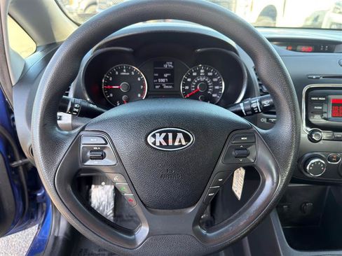 Used 2017 Kia Forte LX FWD image 12