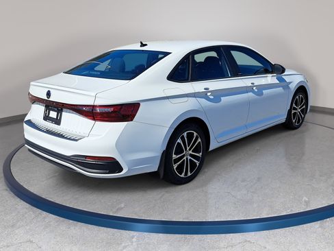 New 2026 Volkswagen Jetta Sport FWD image 5