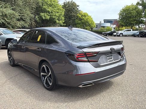 Used 2018 Honda Accord Sport image 7