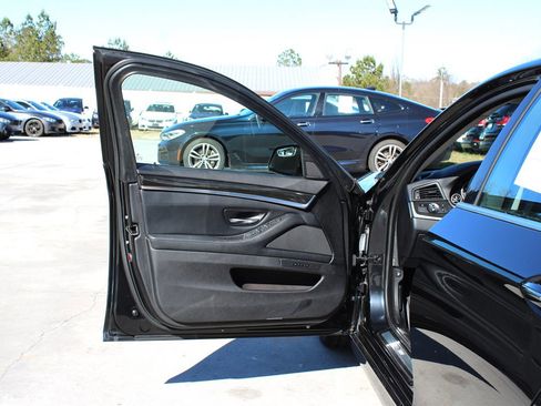 Used 2014 BMW 535d xDrive image 28