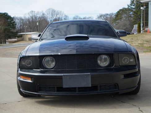 Used 2006 Ford Mustang GT image 10