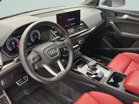 Used 2023 Audi SQ5 Premium Plus w/ Premium Plus Package AWD/4WD image 12