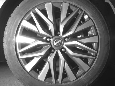 Used 2025 Nissan Altima 2.5 SV image 13