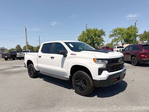 Used 2023 Chevrolet Silverado 1500 LT Trail Boss w/ Protection Package AWD/4WD image 1