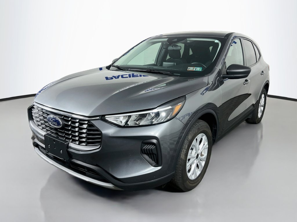Certified 2025 Ford Escape Active AWD/4WD image 3
