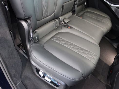 New 2027 BMW X7 M60i AWD/4WD image 23