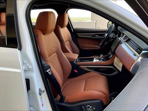 New 2026 Jaguar F-PACE R-Dynamic S image 12