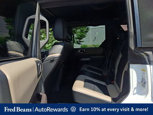Used 2023 Ford Bronco Wildtrak AWD/4WD image 14