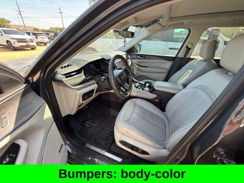 Used 2023 Jeep Grand Cherokee L Overland AWD/4WD image 35