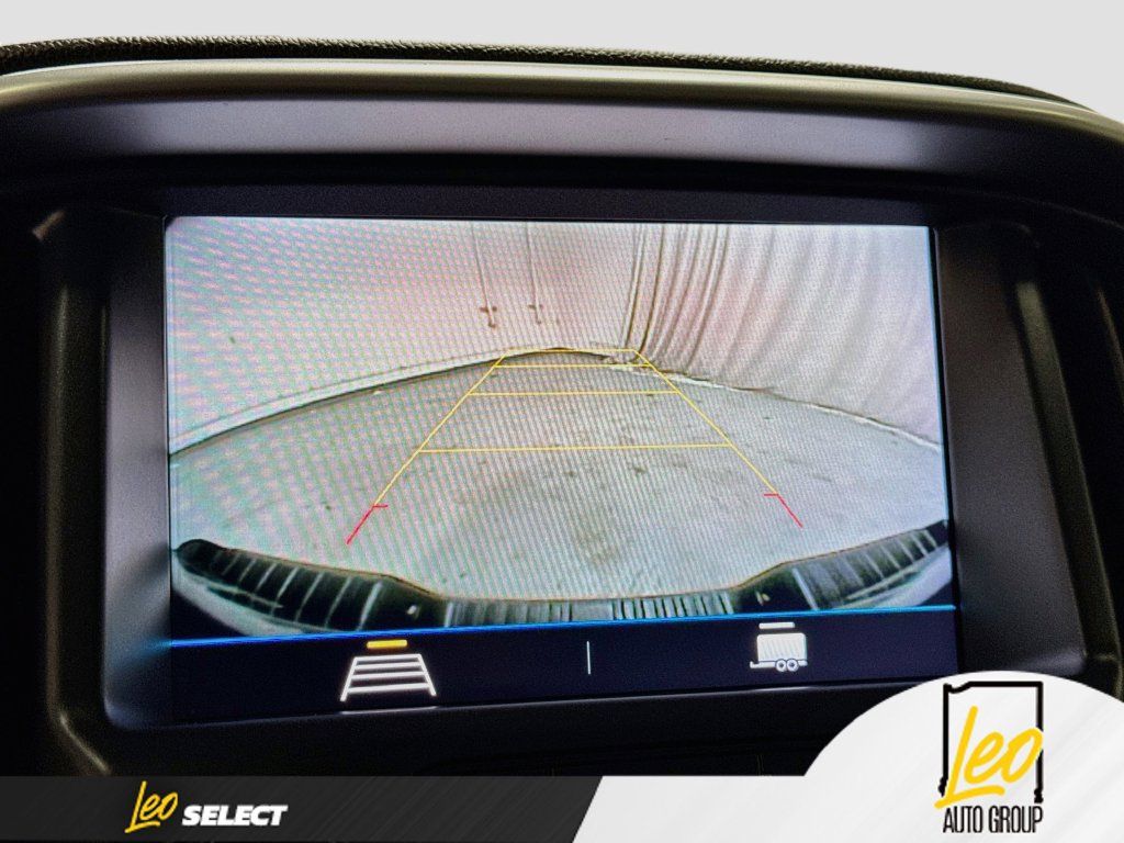 Used 2022 Chevrolet Colorado LT w/ LT Convenience Package AWD/4WD image 16