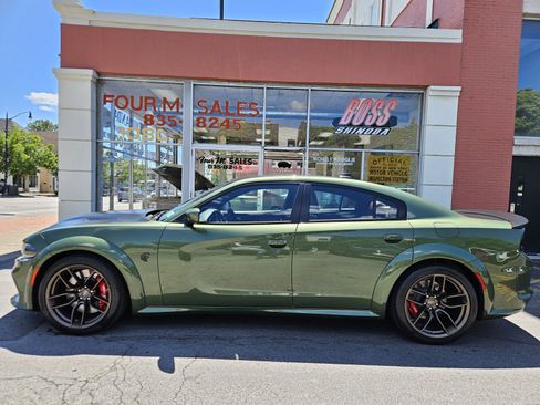 Used 2022 Dodge Charger SRT Hellcat RWD image 5