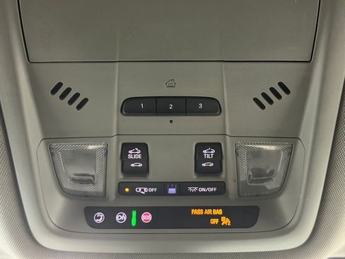 Used 2020 GMC Acadia SLT image 27