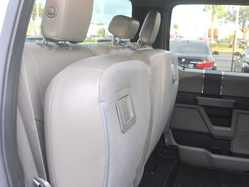 Used 2017 Ford F150 XLT AWD/4WD image 23