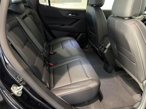New 2026 Chevrolet Equinox LT w/ Convenience Package II FWD image 12