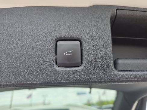 Certified 2024 Ford Escape ST-Line w/ Tech Pack #1 AWD/4WD image 13