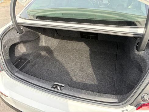 Used 2024 Volvo S60 B5 Core FWD image 31