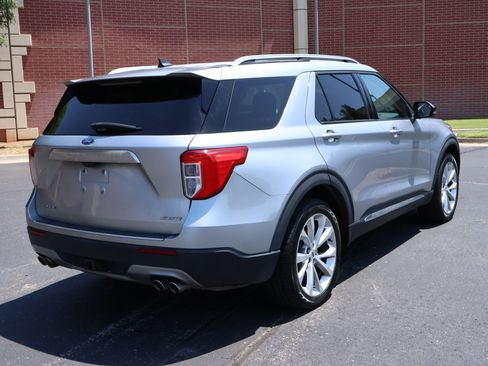 Used 2021 Ford Explorer Platinum w/ Equipment Group 601A AWD/4WD image 37