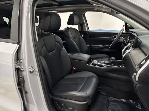 Used 2023 Kia Sorento X-Line EX image 31