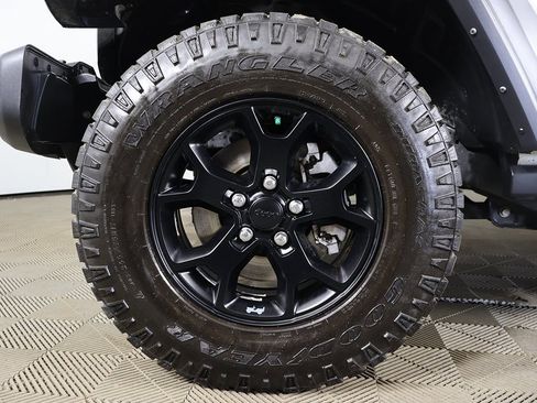 Used 2021 Jeep Wrangler Unlimited Sport AWD/4WD image 15