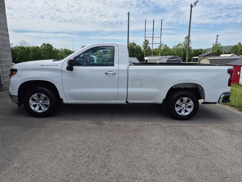 Used 2022 Chevrolet Silverado 1500 W/T RWD image 6