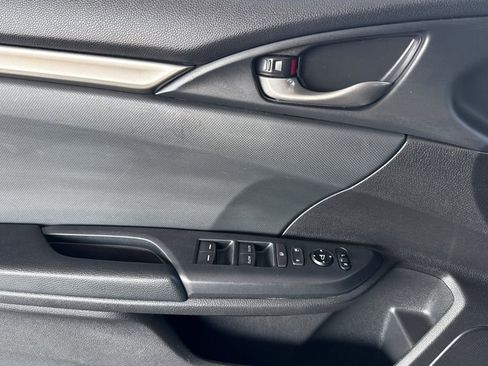 Used 2021 Honda Civic Sport image 17