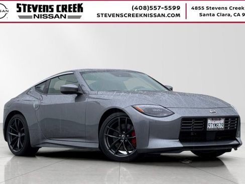 Used 2025 Nissan Z Performance w/ Floor Mat Package RWD image 1
