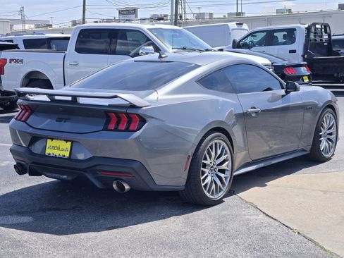 Certified 2024 Ford Mustang GT RWD image 31