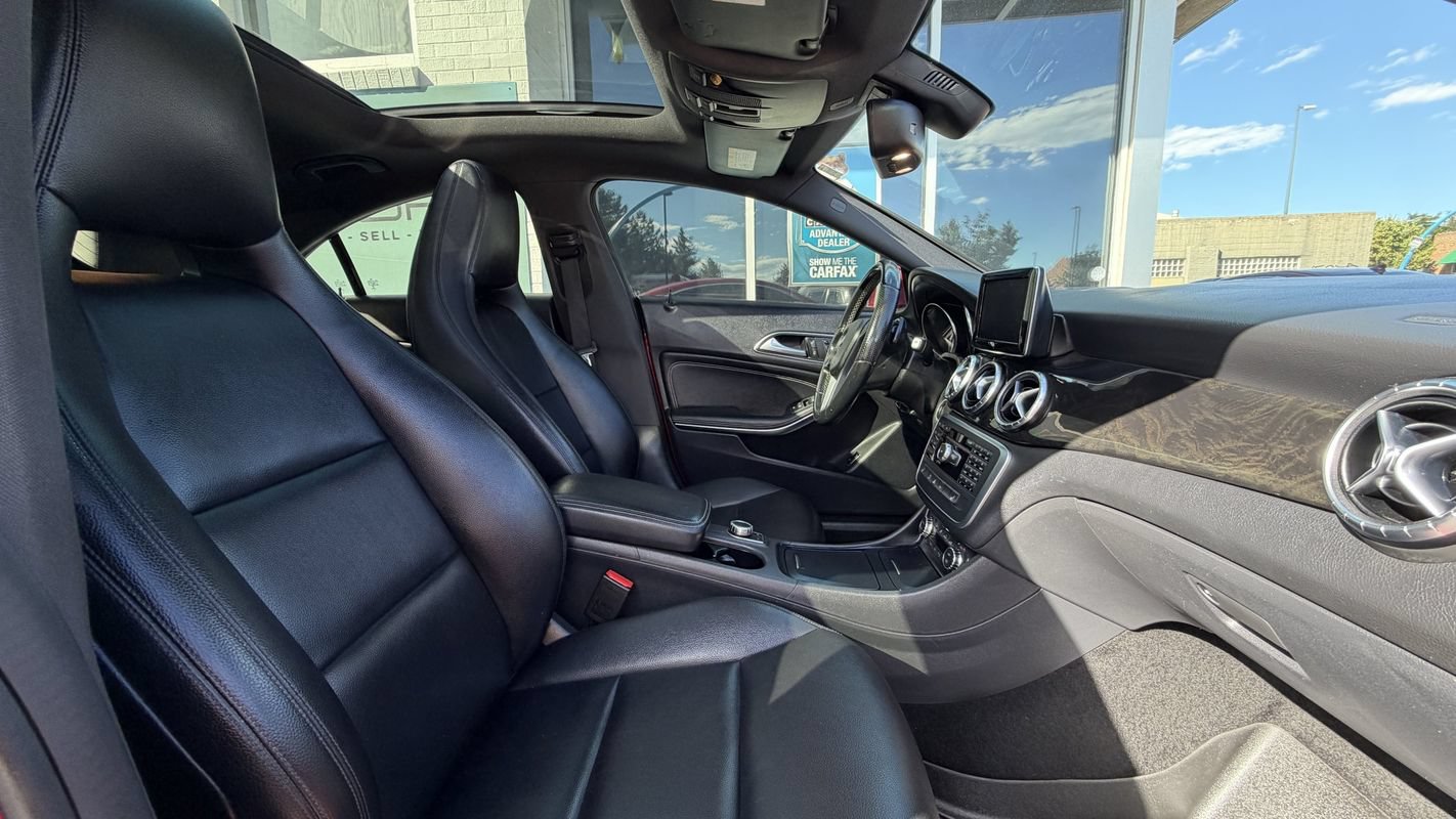 Used 2014 Mercedes-Benz CLA 250 4MATIC image 14