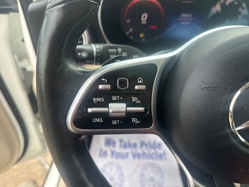 Used 2021 Mercedes-Benz GLC 300 4MATIC image 28