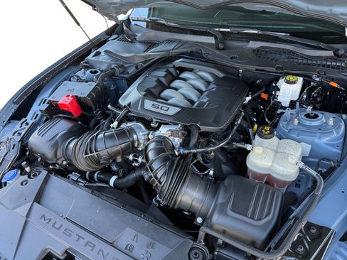 Used 2024 Ford Mustang GT RWD image 12