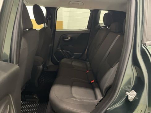 Used 2021 Jeep Renegade Sport image 28