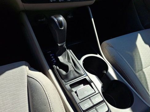 Used 2019 Hyundai Tucson SE AWD/4WD image 18