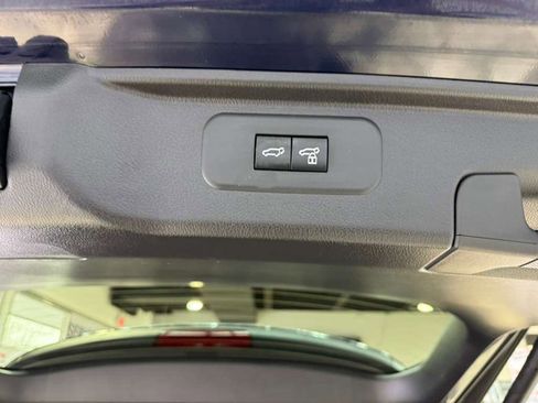 Used 2025 Toyota Grand Highlander AWD image 52