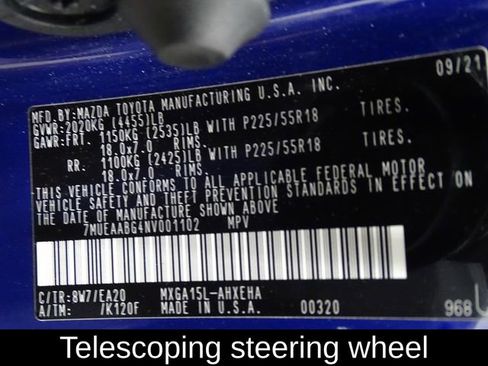 Used 2022 Toyota Corolla Cross XLE image 22