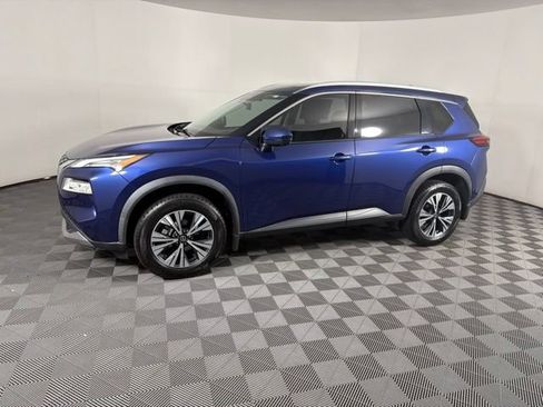 Used 2021 Nissan Rogue SV w/ Premium Package FWD image 21