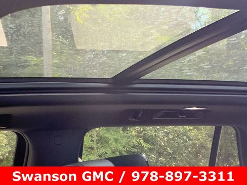 New 2025 GMC Yukon Denali w/ Denali Reserve Package image 20