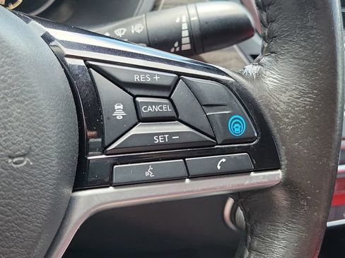 Used 2023 Nissan Altima 2.5 SV w/ SV Premium Package FWD image 34