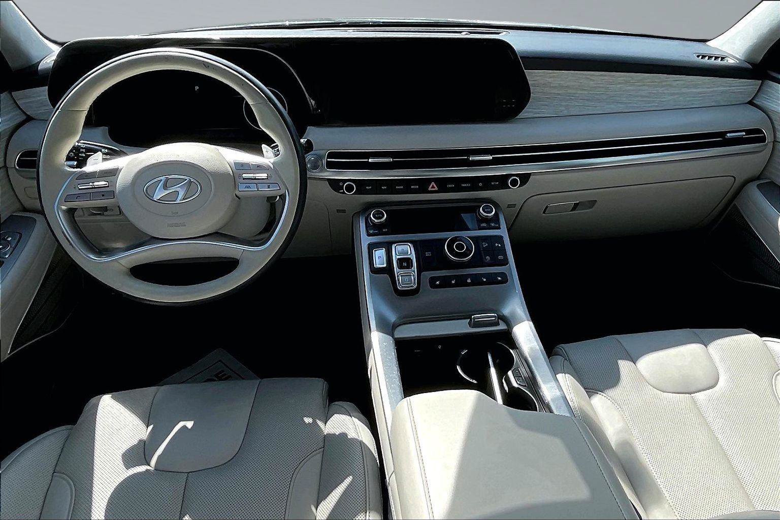 Used 2024 Hyundai Palisade Calligraphy AWD/4WD image 16