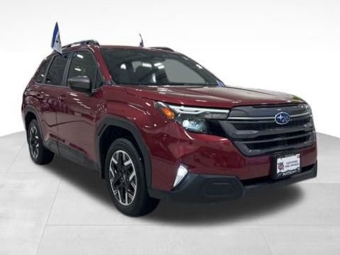 Certified 2025 Subaru Forester Premium image 1