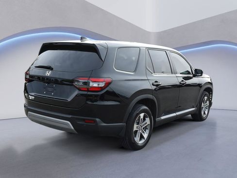 Used 2024 Honda Pilot EX-L image 7
