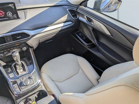 Used 2020 MAZDA CX-9 Touring w/ Touring Premium Package image 18