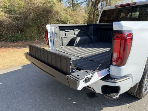 New 2026 GMC Sierra 1500 Denali Ultimate image 12