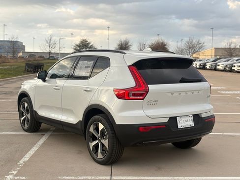 New 2026 Volvo XC40 B5 Plus w/ Protection Package Premier image 6