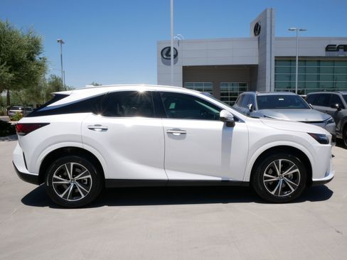 Used 2024 Lexus RX 350 FWD w/ Technology Package image 13