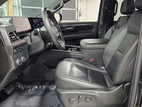 Used 2025 Chevrolet Tahoe Z71 AWD/4WD image 5