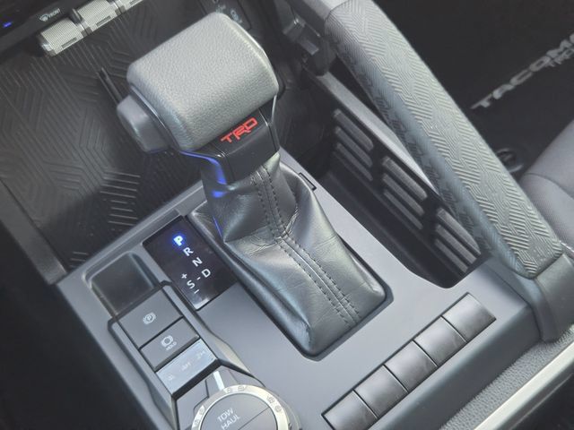 Certified 2025 Toyota Tacoma TRD Sport AWD/4WD image 18