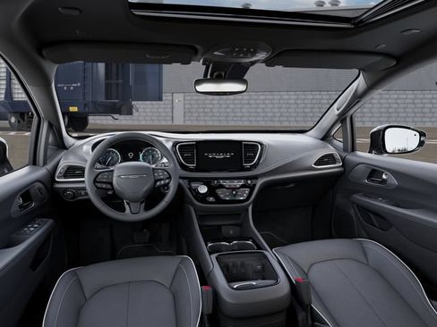 New 2027 Chrysler Pacifica Limited AWD/4WD image 15