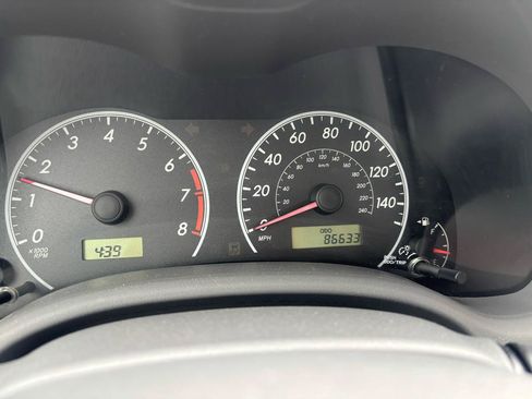 Used 2009 Toyota Corolla FWD image 6