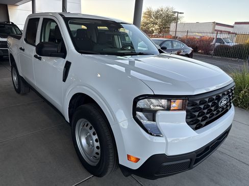 New 2026 Ford Maverick XL image 3